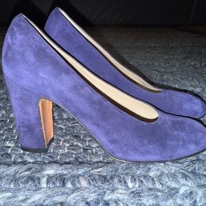 Salvatore Ferragamo Women’s Purple Suede Pumps Size 5
